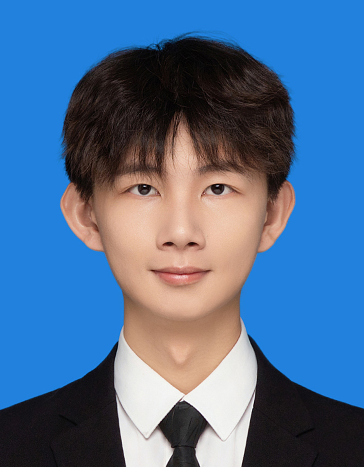 黄炜刚.jpg